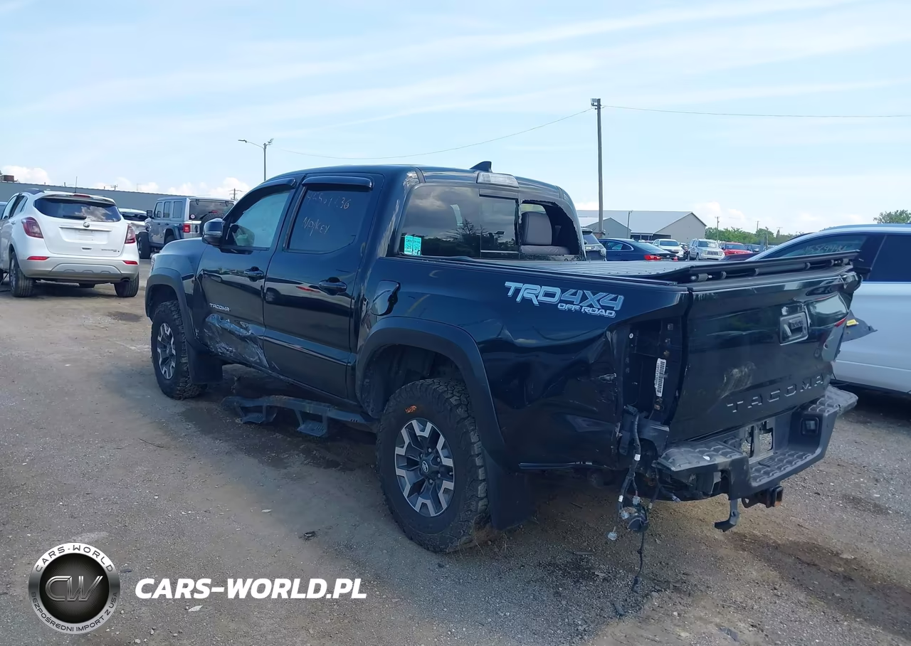 2018 Toyota Tacoma Trd Off Road VIN:3TMCZ5AN0JM184039 - 3