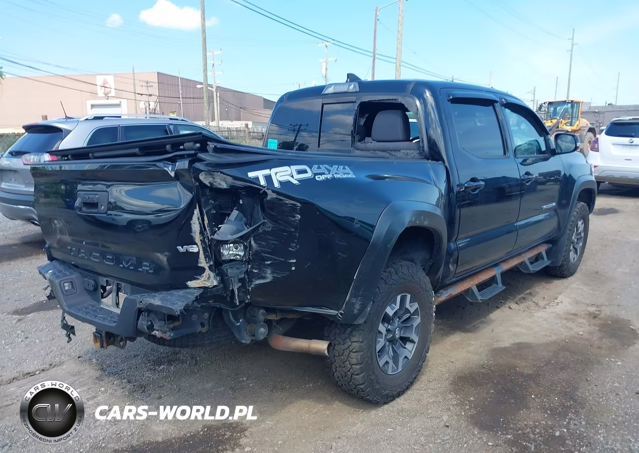 2018 Toyota Tacoma Trd Off Road VIN:3TMCZ5AN0JM184039 - 4
