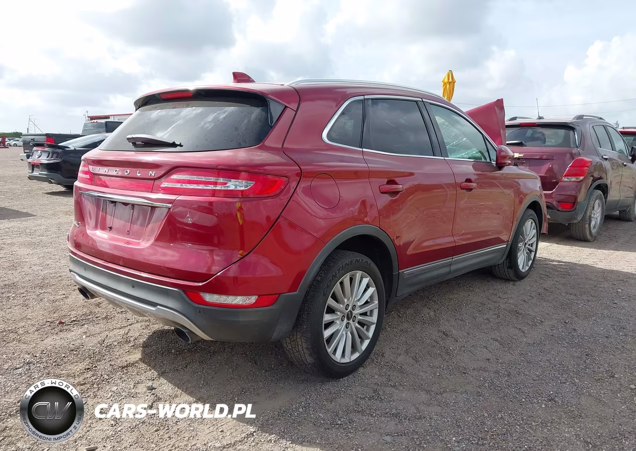 2019 Lincoln Mkc Standard VIN:5LMCJ1C96KUL22415 - 4