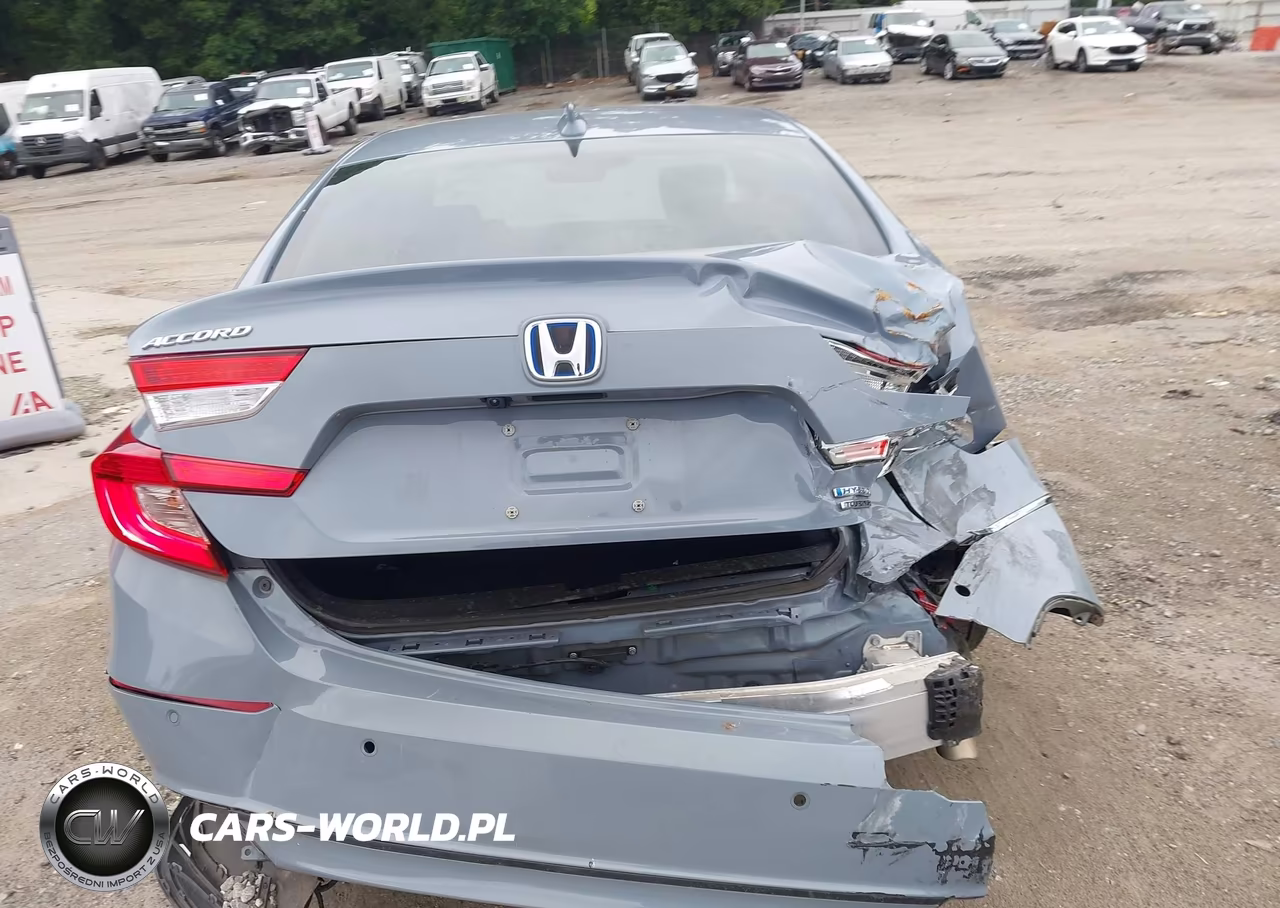 2022 Honda Accord Hybrid Touring VIN:1HGCV3F90NA021150 - 16