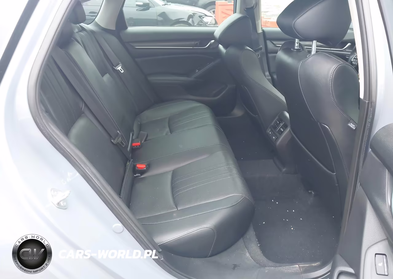 2022 Honda Accord Hybrid Touring VIN:1HGCV3F90NA021150 - 8