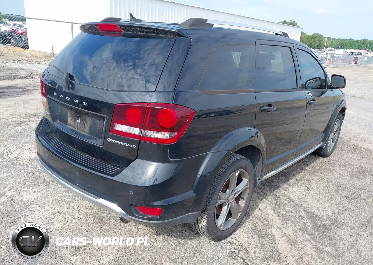 2016 Dodge Journey Crossroad Plus VIN:3C4PDCGB5GT213874 - 4