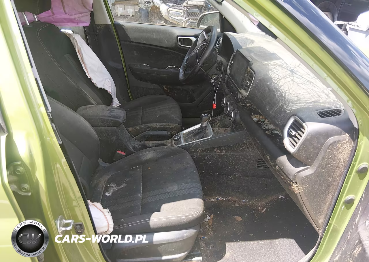 2021 Hyundai Venue Sel VIN:KMHRC8A37MU116697 - 5