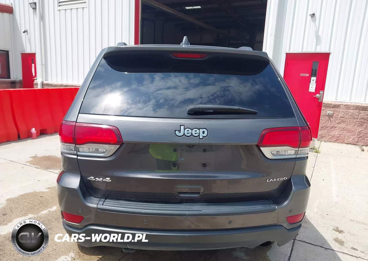 2021 Jeep Grand Cherokee Laredo E 4X4 VIN:1C4RJFAG0MC793758 - 17