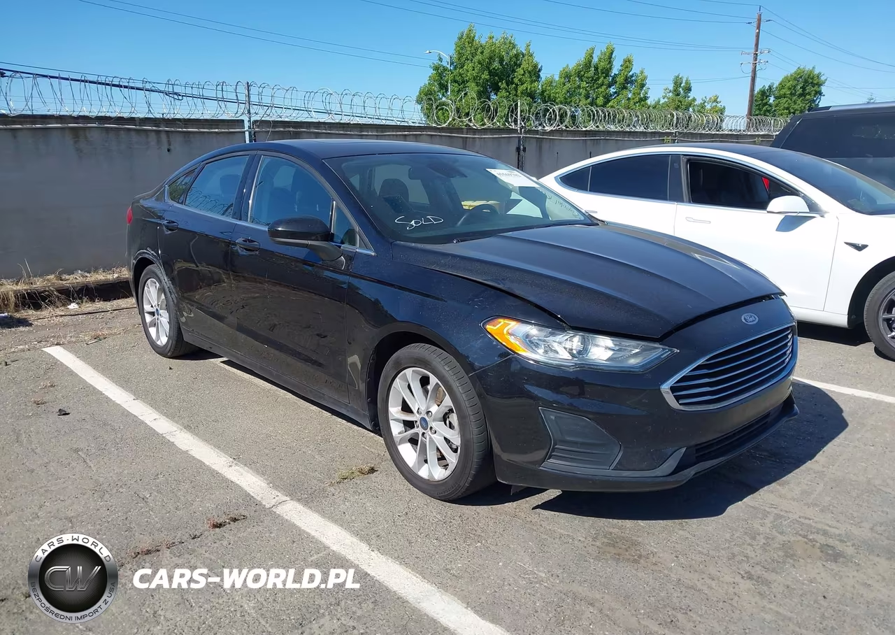 2020 Ford Fusion Se – zdjęcie 1 z 16