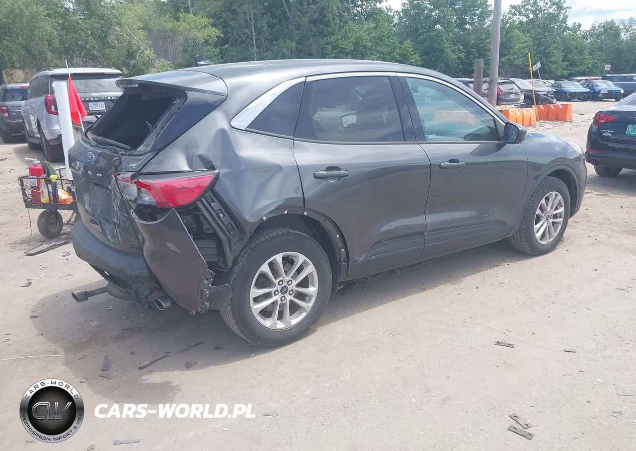 2020 Ford Escape Se VIN:1FMCU9G69LUA43695 - 4