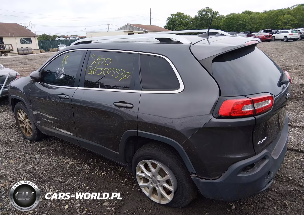 2017 Jeep Cherokee Latitude VIN:1C4PJMCB9HW575433 - 13