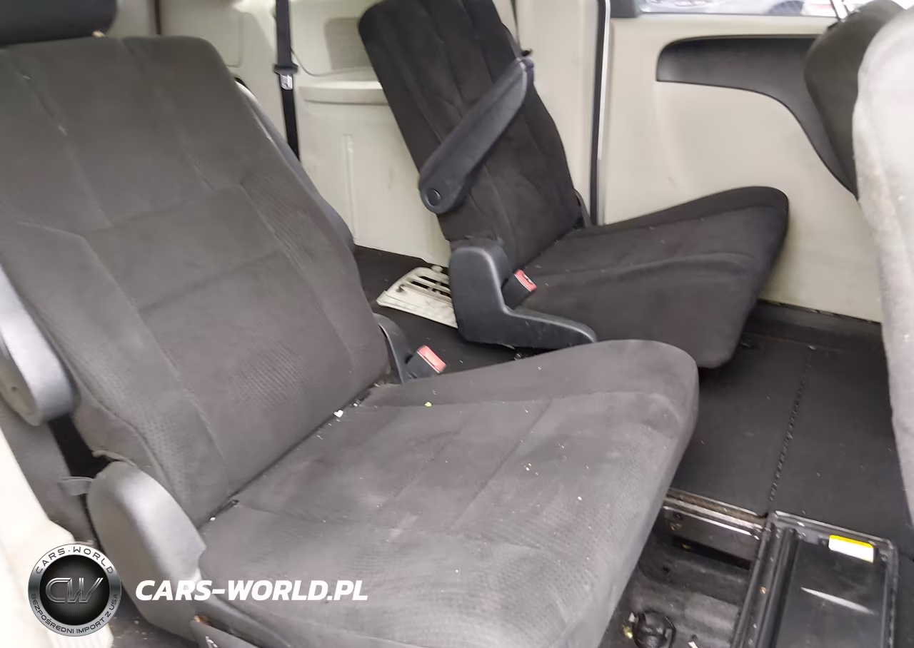 2011 Dodge Grand Caravan Express VIN:2D4RN4DG1BR652712 - 8