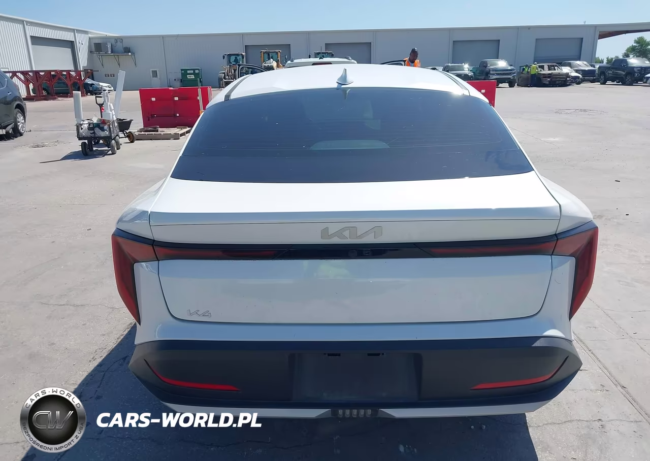 2025 Kia K4 Lx VIN:3KPFT4DE6SE214161 - 16