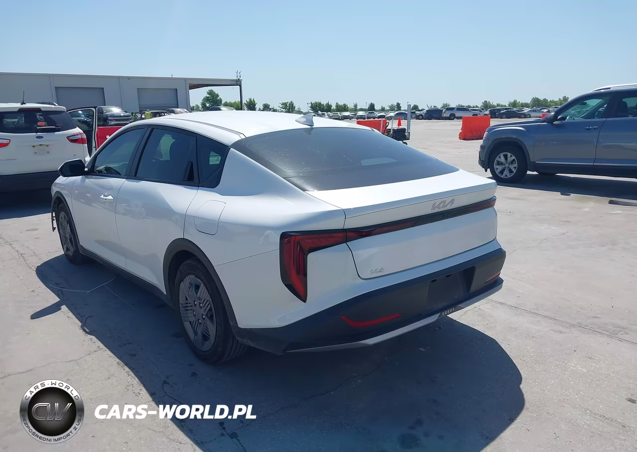 2025 Kia K4 Lx VIN:3KPFT4DE6SE214161 - 3