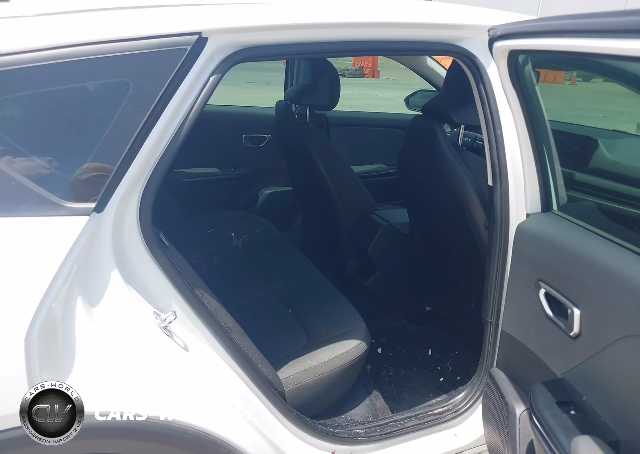 2025 Kia K4 Lx VIN:3KPFT4DE6SE214161 - 8