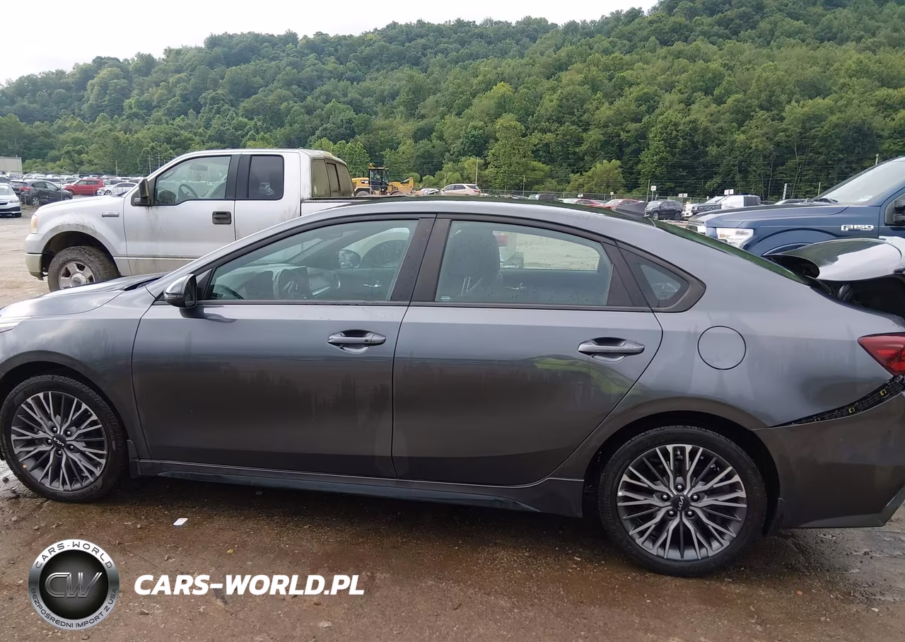 2024 Kia Forte Gt-Line VIN:3KPF54AD6RE741410 - 14