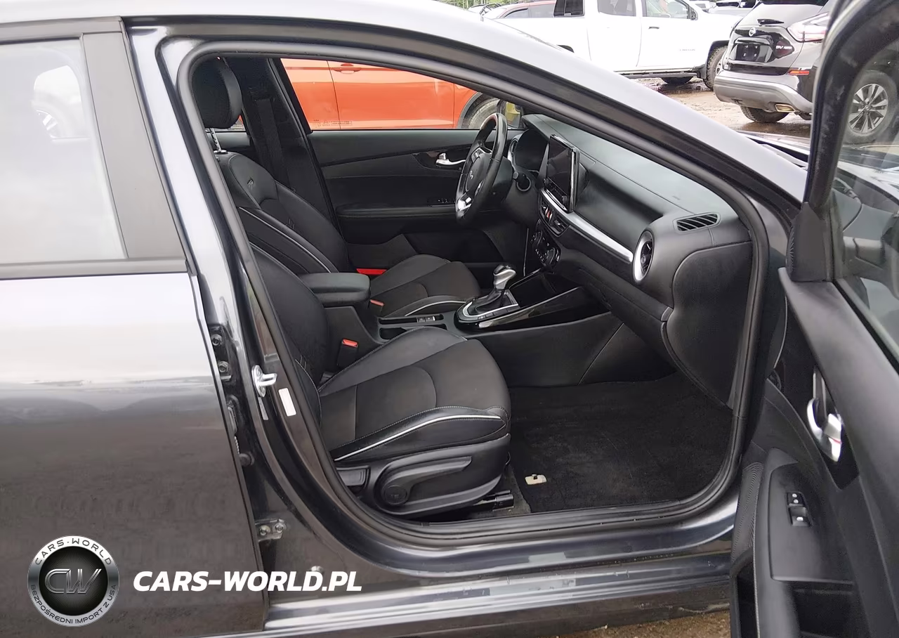 2024 Kia Forte Gt-Line VIN:3KPF54AD6RE741410 - 5