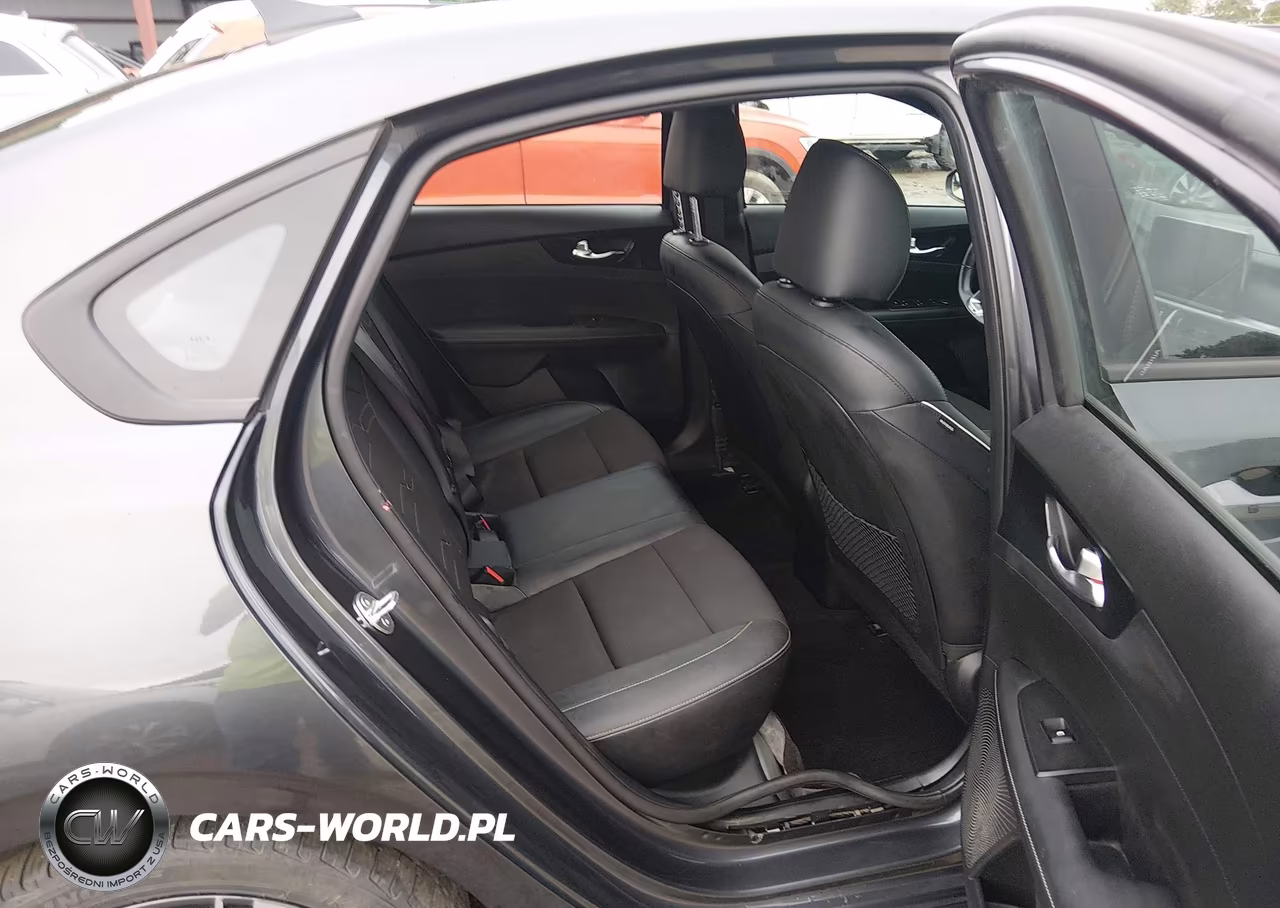 2024 Kia Forte Gt-Line VIN:3KPF54AD6RE741410 - 8