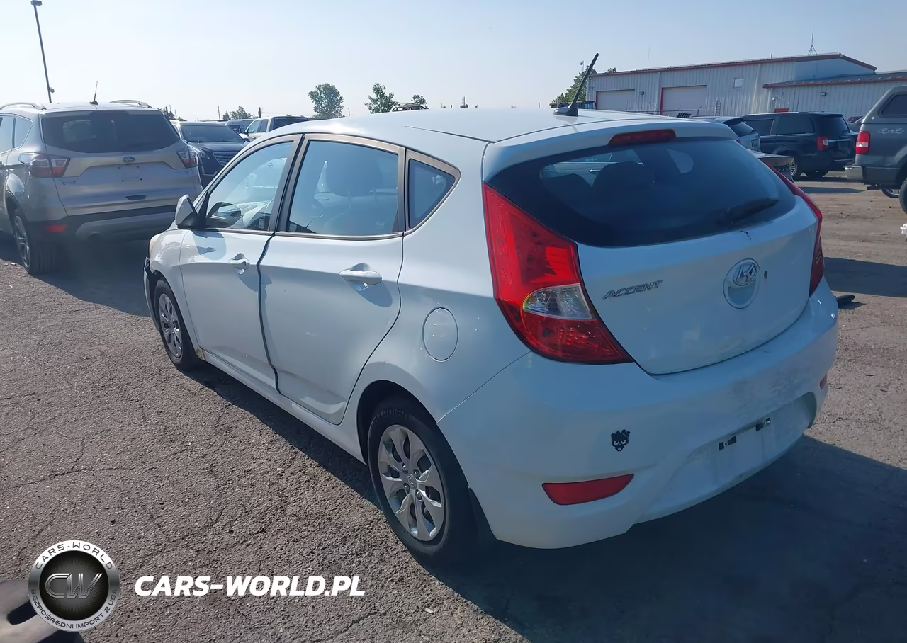 2015 Hyundai Accent Gs VIN:KMHCT5AE2FU212021 - 3