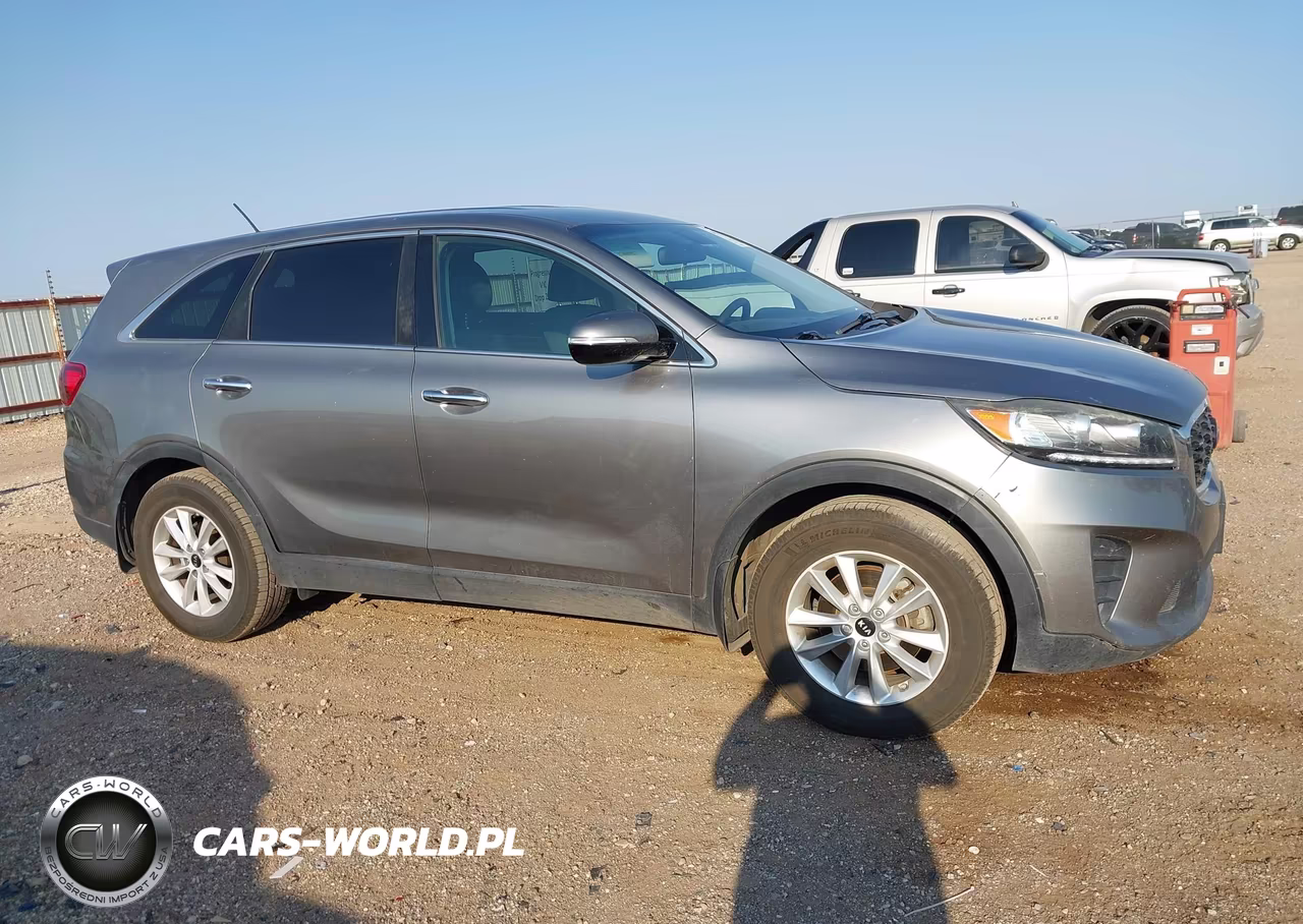 2019 Kia Sorento 2.4L L VIN:5XYPG4A3XKG476442 - 13