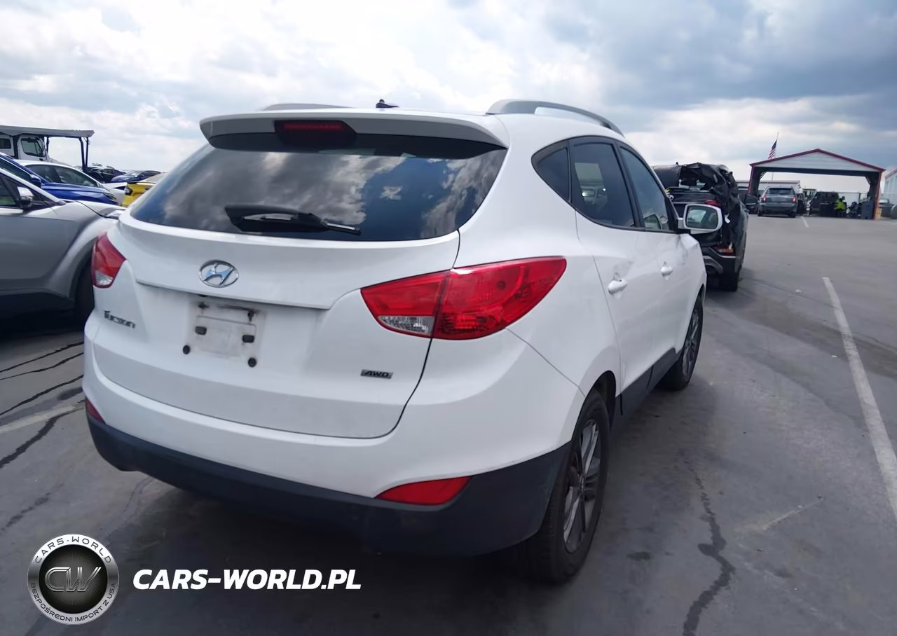 2015 Hyundai Tucson Se VIN:KM8JUCAG0FU072559 - 4