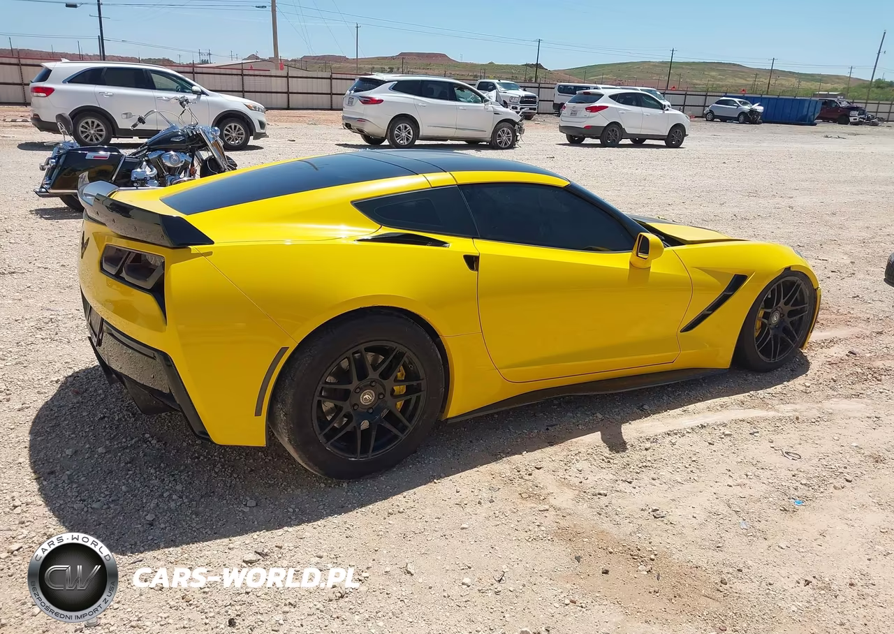 2015 Chevrolet Corvette Stingray Z51 VIN:1G1YJ2D77F5109157 - 4