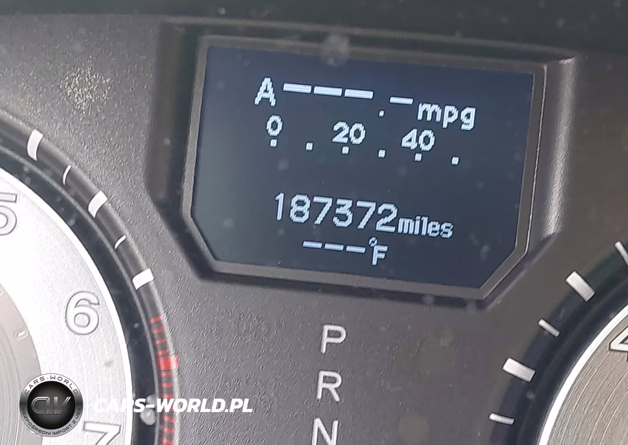 2015 Honda Odyssey Touring-Touring Elite VIN:5FNRL5H98FB077367 - 15