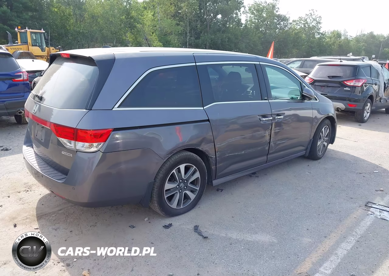 2015 Honda Odyssey Touring-Touring Elite VIN:5FNRL5H98FB077367 - 4