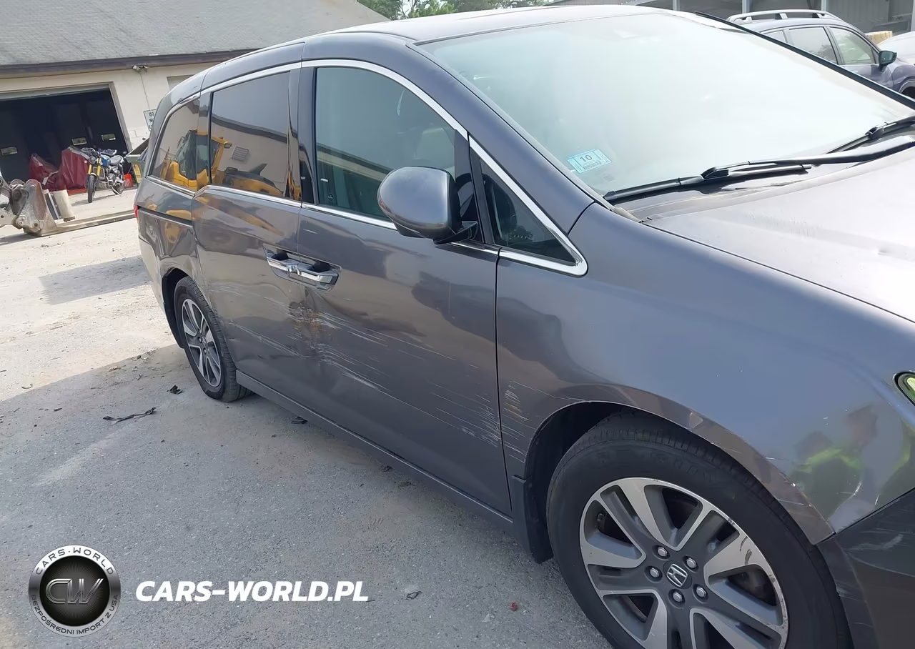 2015 Honda Odyssey Touring-Touring Elite VIN:5FNRL5H98FB077367 - 6
