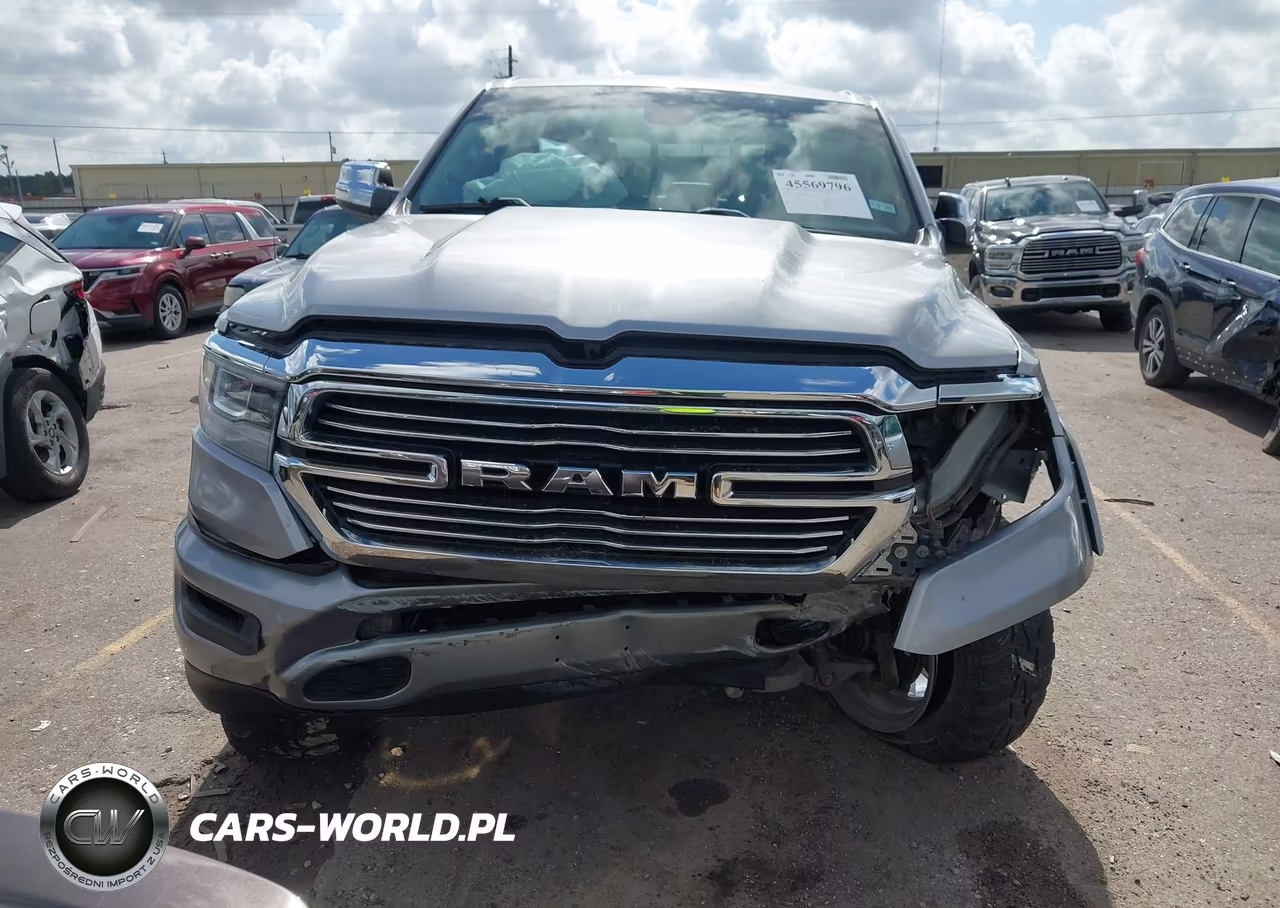 2019 Ram 1500 Laramie 4X4 6'4 Box VIN:1C6SRFDT6KN806329 - 12