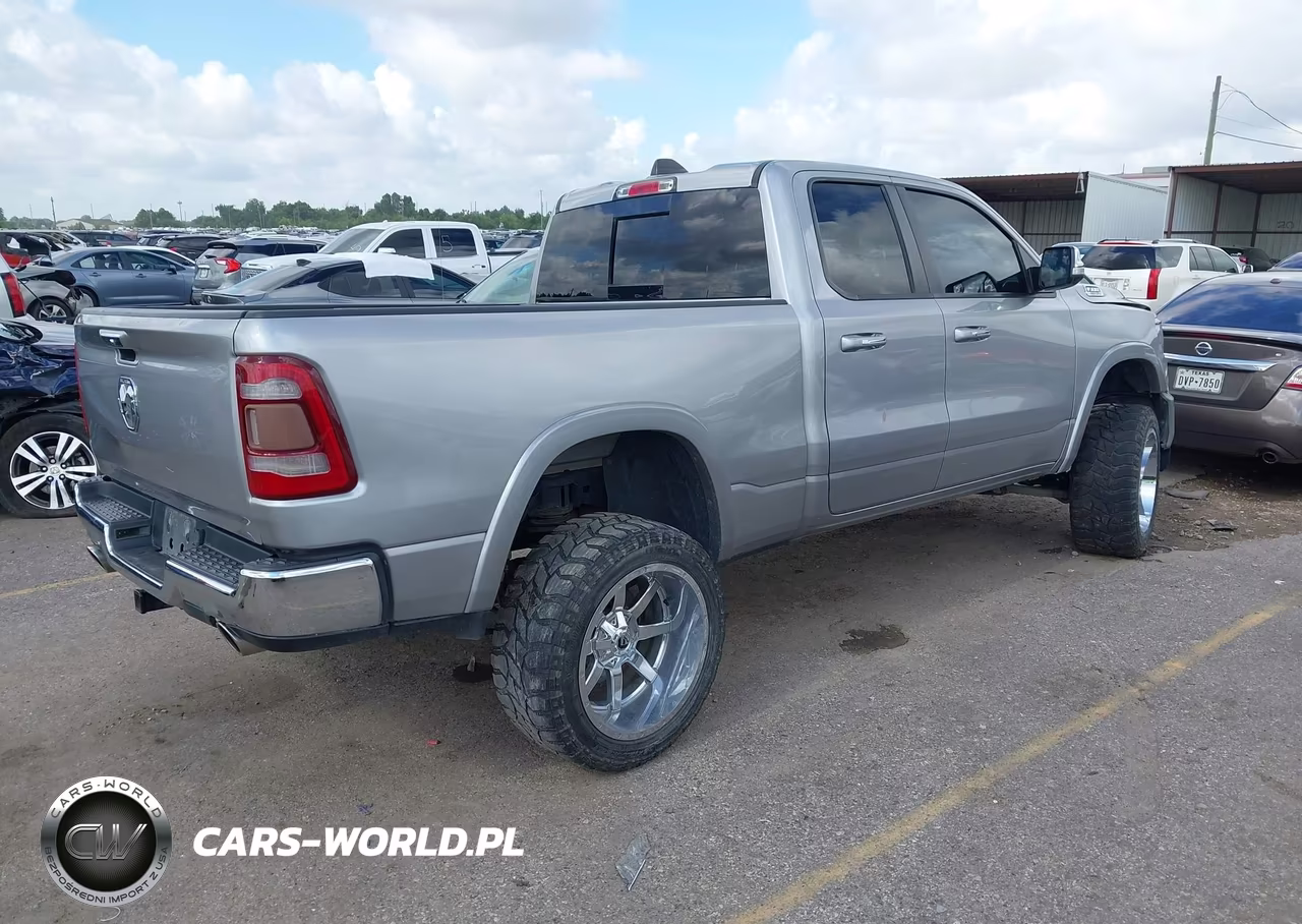 2019 Ram 1500 Laramie 4X4 6'4 Box VIN:1C6SRFDT6KN806329 - 4