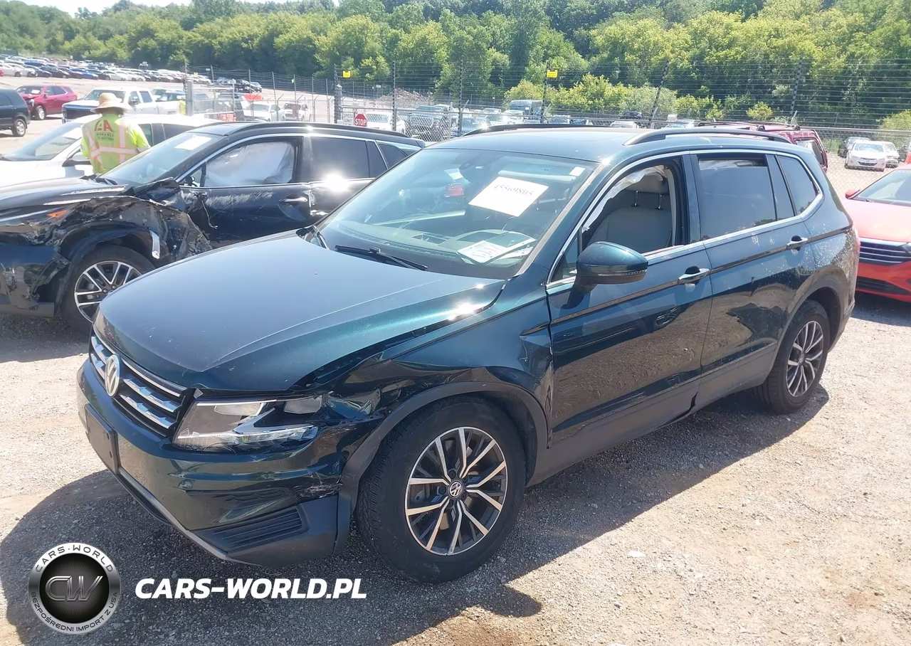 2019 Volkswagen Tiguan 2.0T Se-2.0T Sel-2.0T Sel R-Line-2.0T Sel R-Line Black VIN:3VV2B7AX3KM189669 - 2
