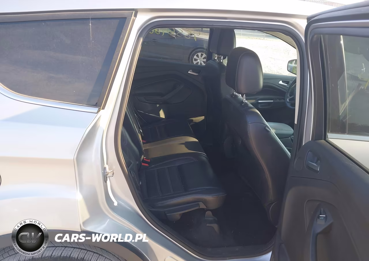 2017 Ford Escape Titanium VIN:1FMCU0JD9HUA33131 - 8