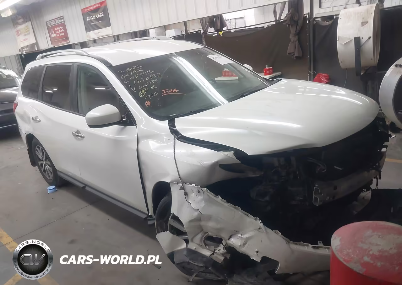 2016 Nissan Pathfinder Sv – zdjęcie 1 z 15