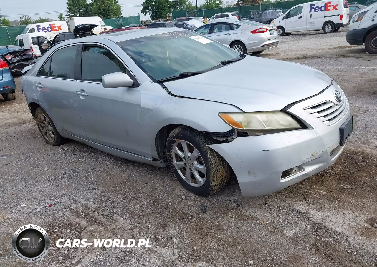 2007 Toyota Camry Le – zdjęcie 1 z 15
