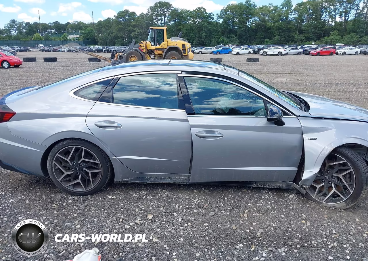 2023 Hyundai Sonata N Line VIN:KMHL14JC0PA308411 - 13