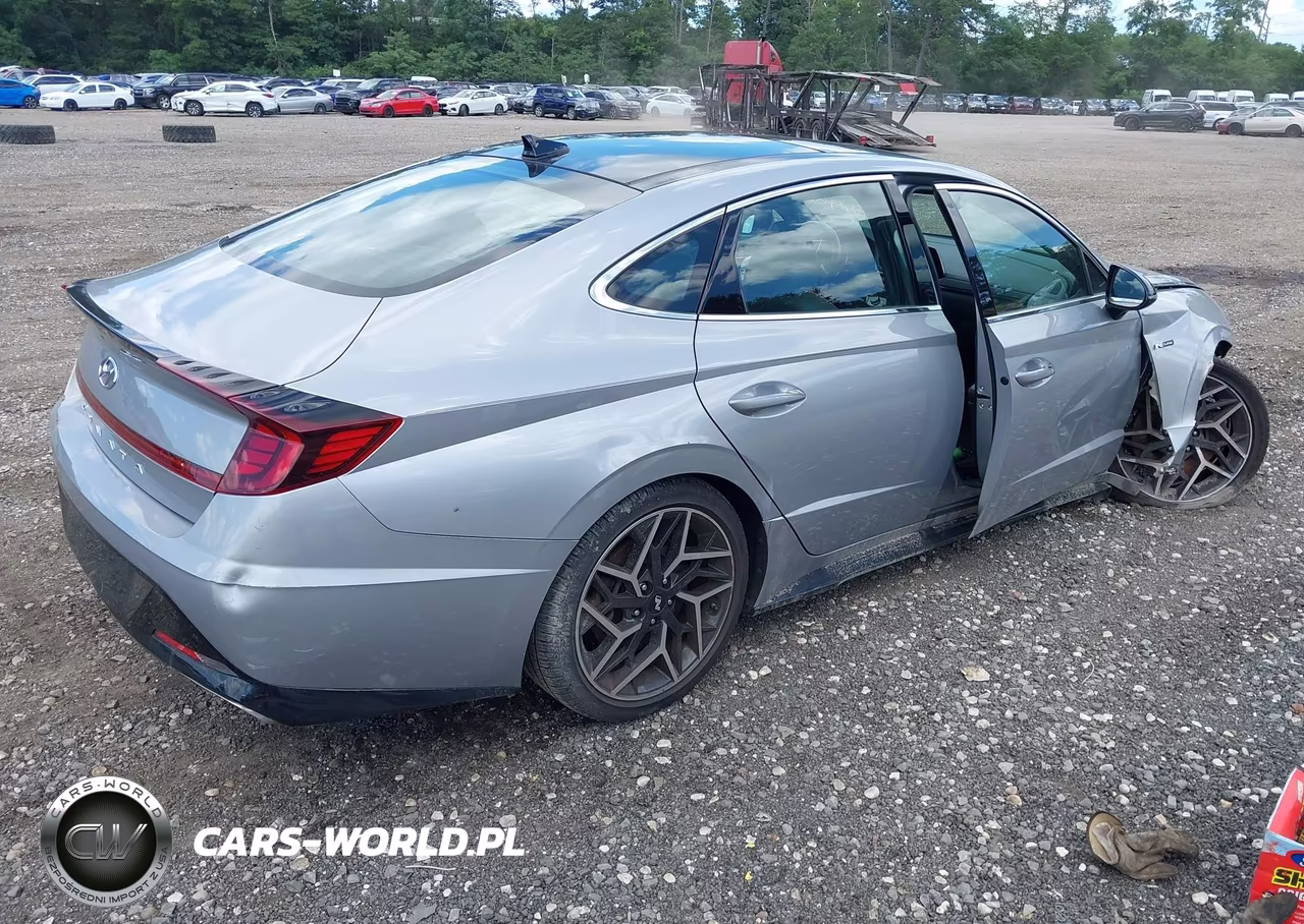 2023 Hyundai Sonata N Line VIN:KMHL14JC0PA308411 - 4
