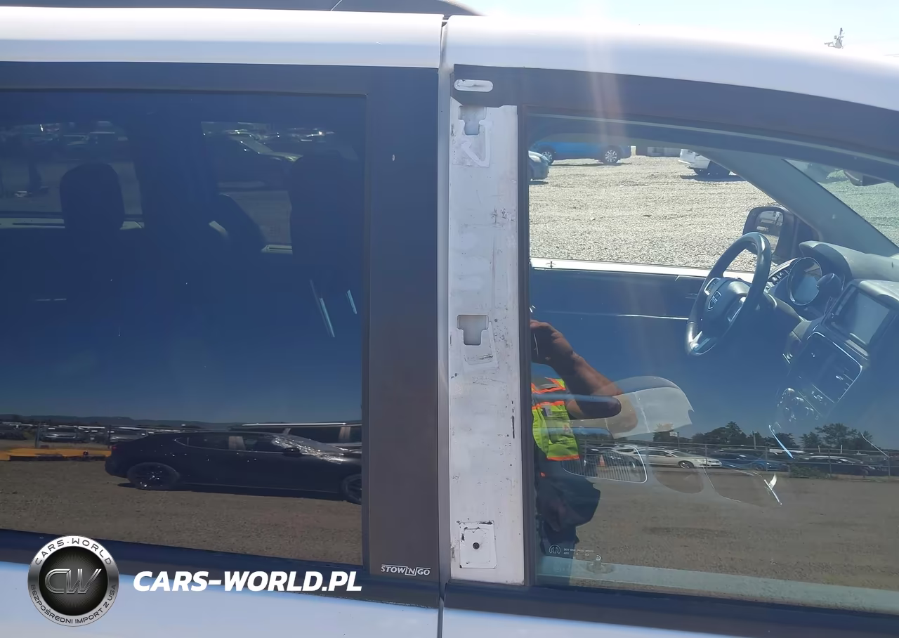 2013 Dodge Grand Caravan Sxt VIN:2C4RDGCG6DR814887 - 12