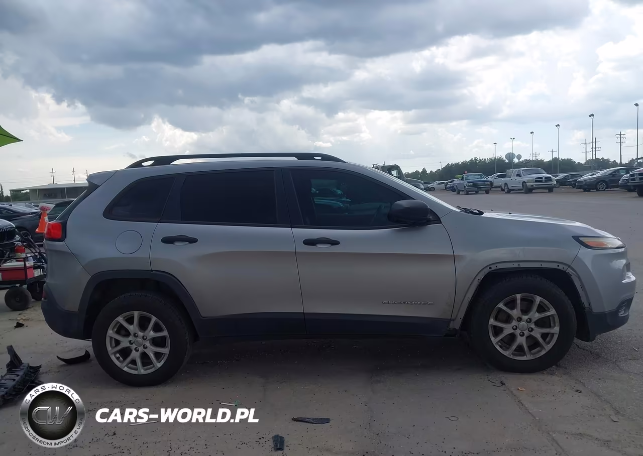 2015 Jeep Cherokee Sport VIN:1C4PJLAB5FW684000 - 13