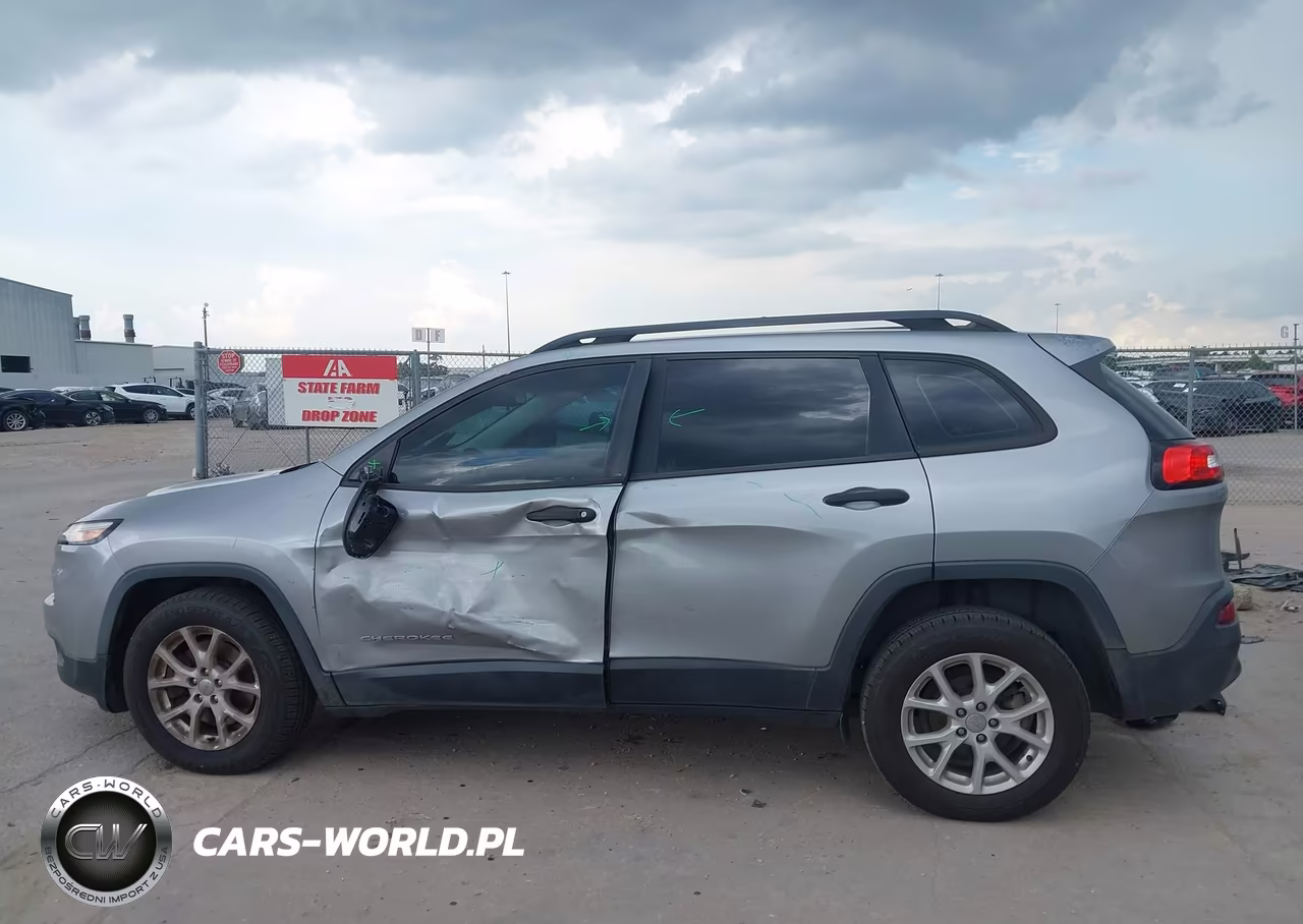2015 Jeep Cherokee Sport VIN:1C4PJLAB5FW684000 - 14