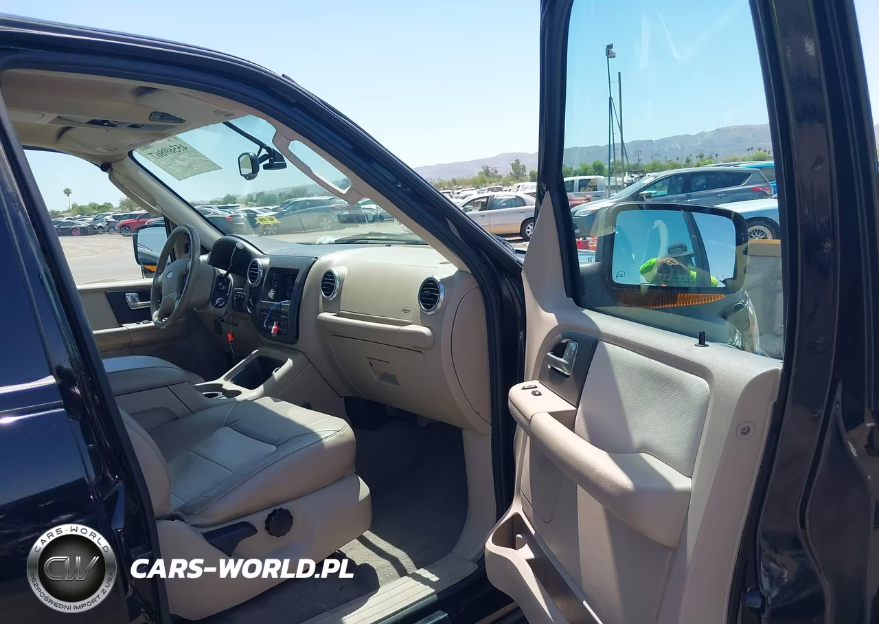 2004 Ford Expedition Eddie Bauer VIN:1FMPU18L84LA63421 - 5