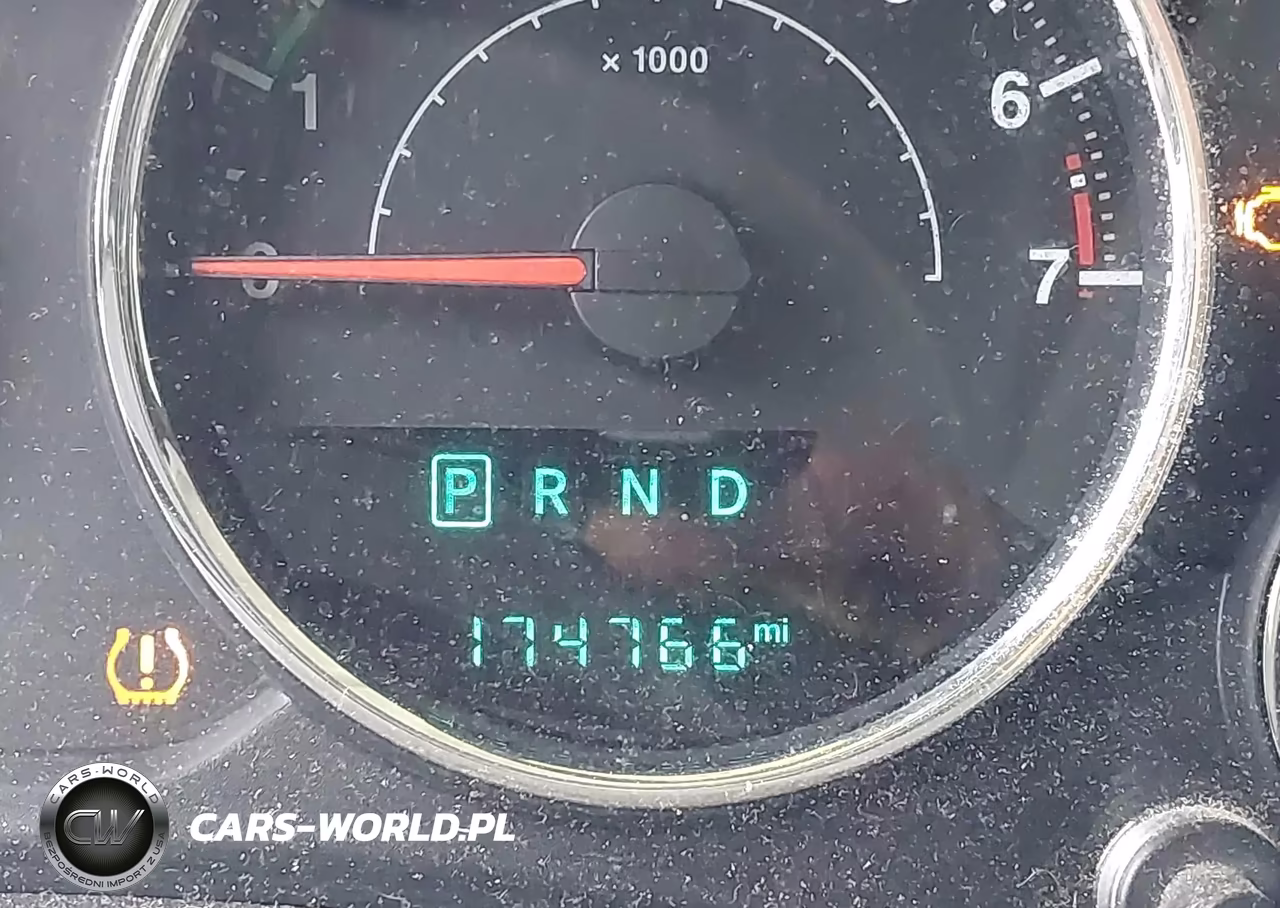 2015 Jeep Wrangler Unlimited Sport VIN:1C4BJWDG2FL768103 - 15