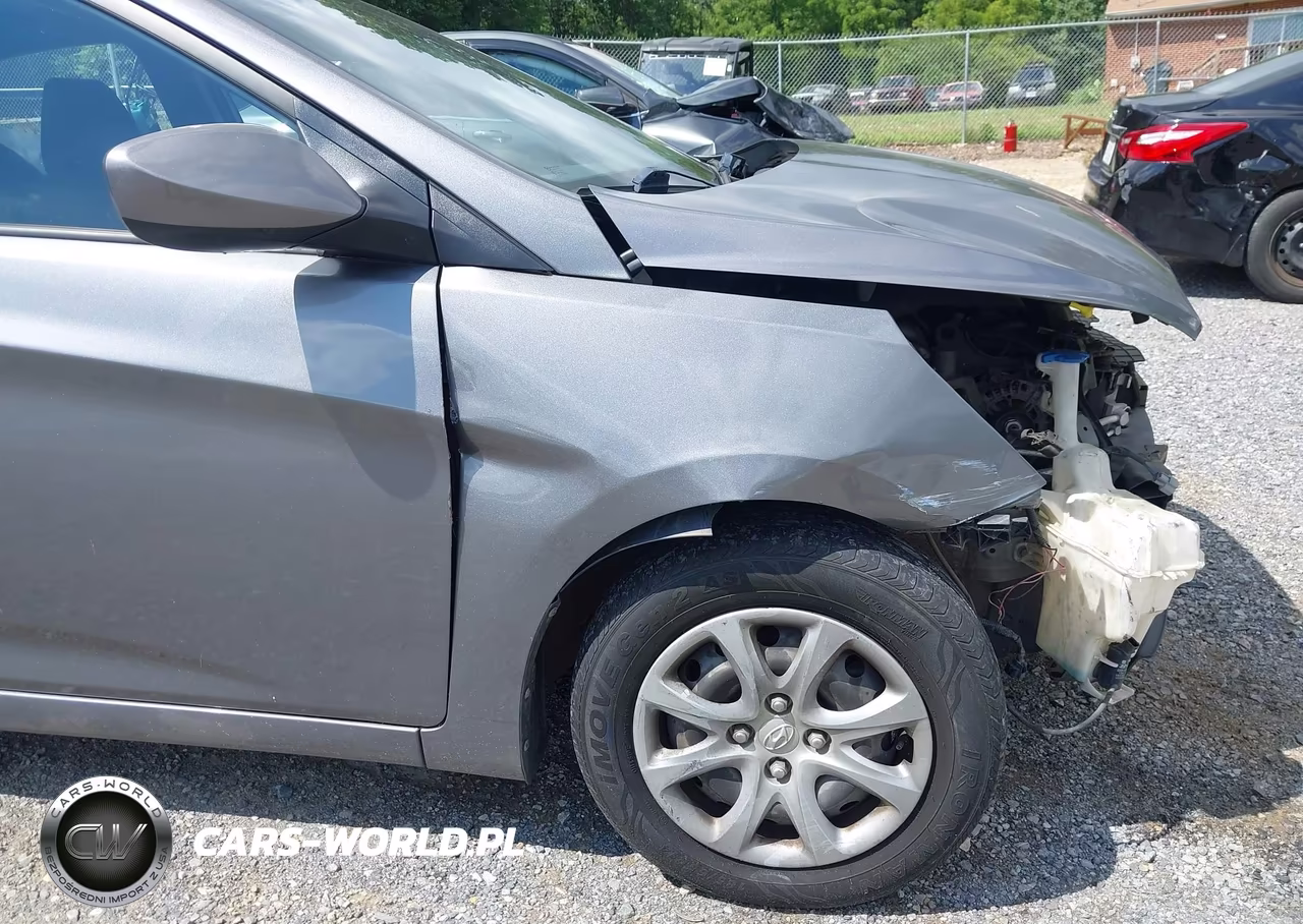 2014 Hyundai Accent Gls VIN:KMHCT4AE3EU639880 - 14