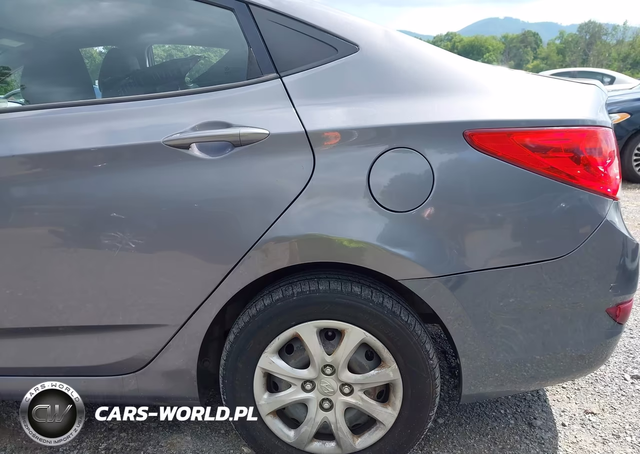 2014 Hyundai Accent Gls VIN:KMHCT4AE3EU639880 - 16
