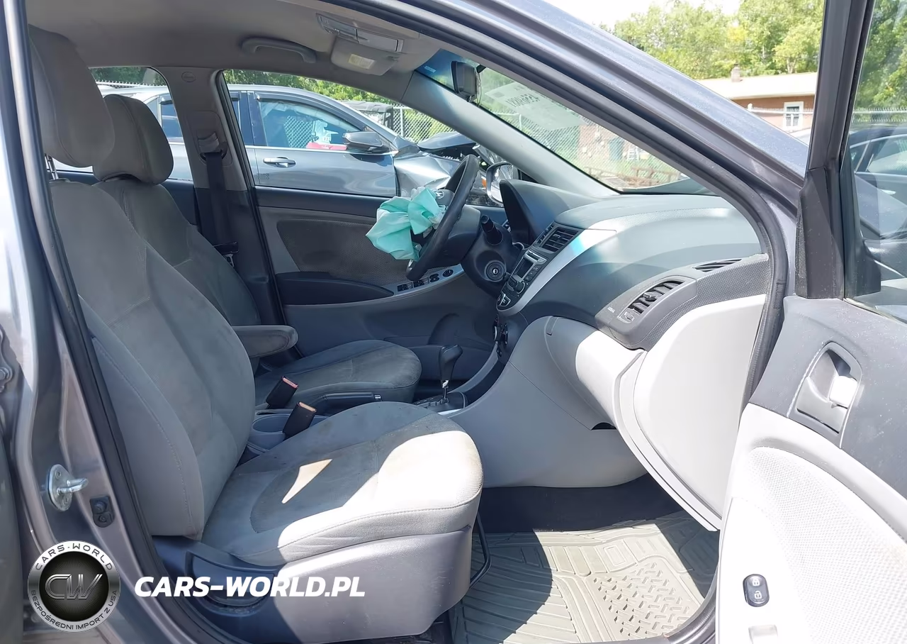 2014 Hyundai Accent Gls VIN:KMHCT4AE3EU639880 - 5