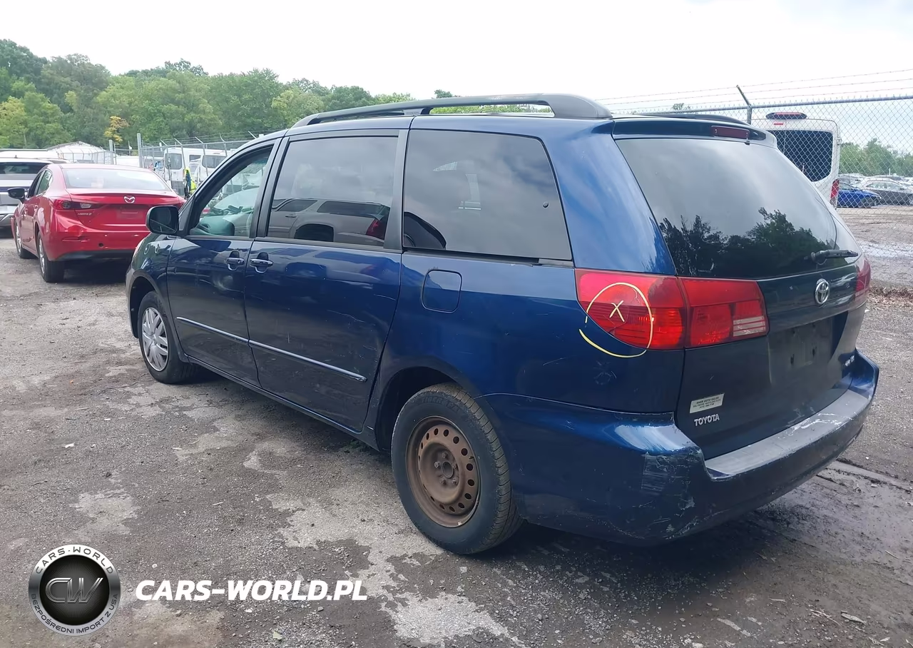 2005 Toyota Sienna Le VIN:5TDZA23C95S323568 - 3