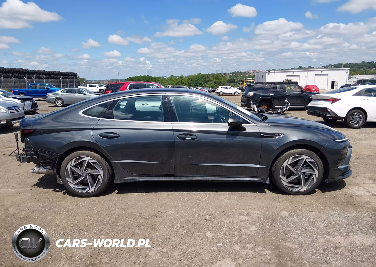 2026 Hyundai Sonata Sel Sport VIN:KMHL64JA1TA564602 - 14