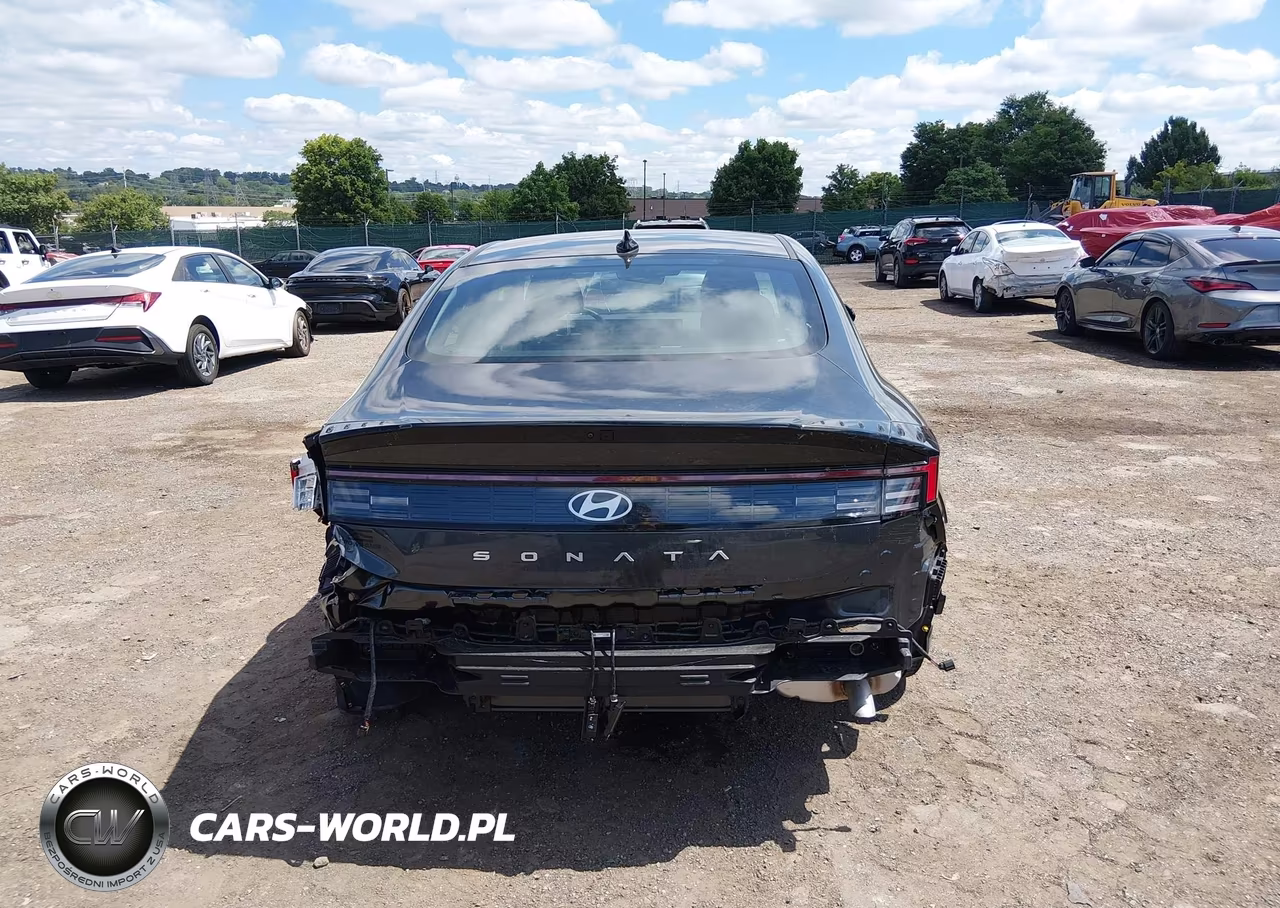 2026 Hyundai Sonata Sel Sport VIN:KMHL64JA1TA564602 - 17