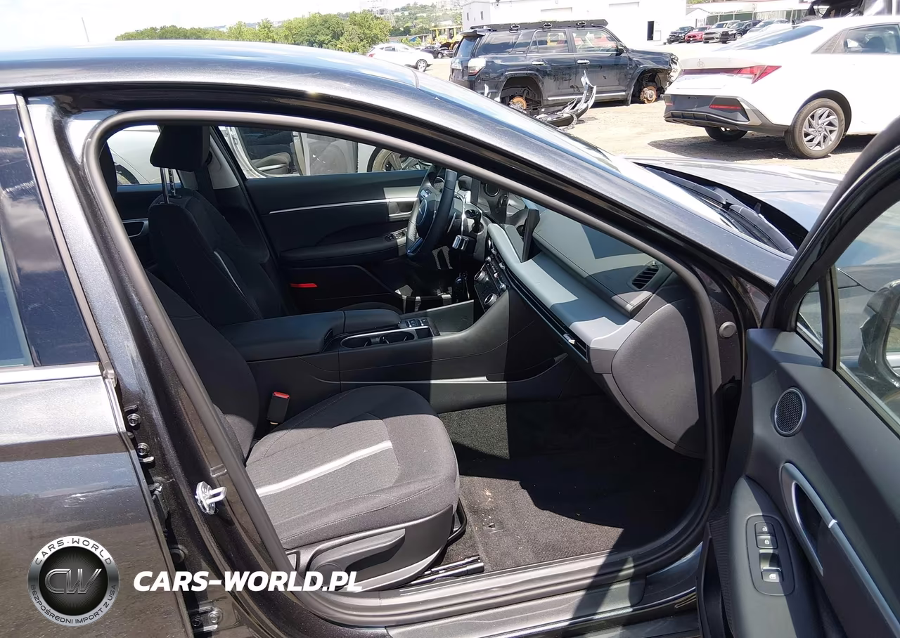 2026 Hyundai Sonata Sel Sport VIN:KMHL64JA1TA564602 - 5