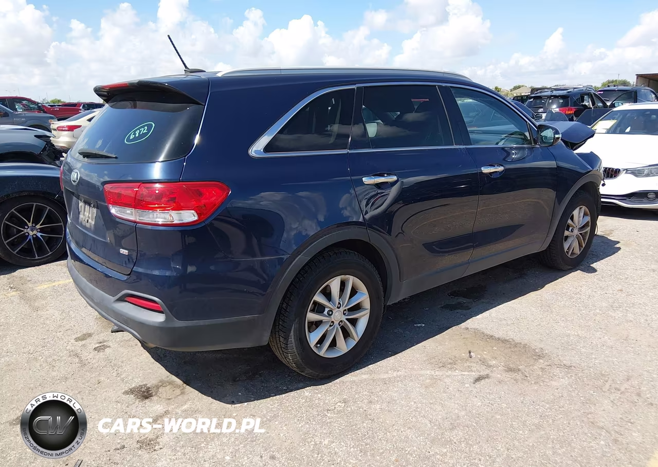 2017 Kia Sorento 2.4L Lx VIN:5XYPG4A35HG218113 - 4