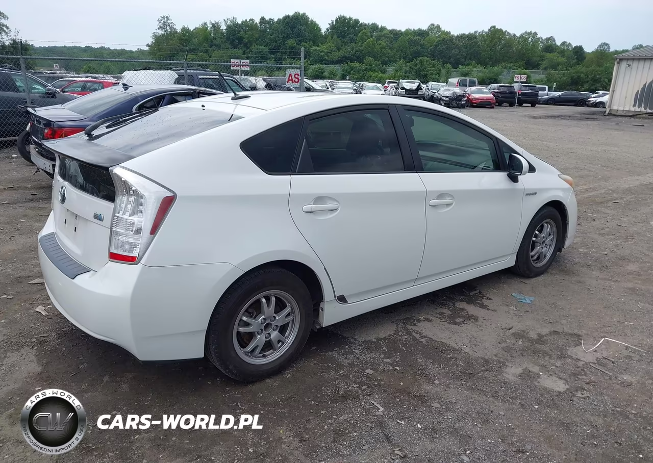 2010 Toyota Prius Iii VIN:JTDKN3DU5A0109421 - 4