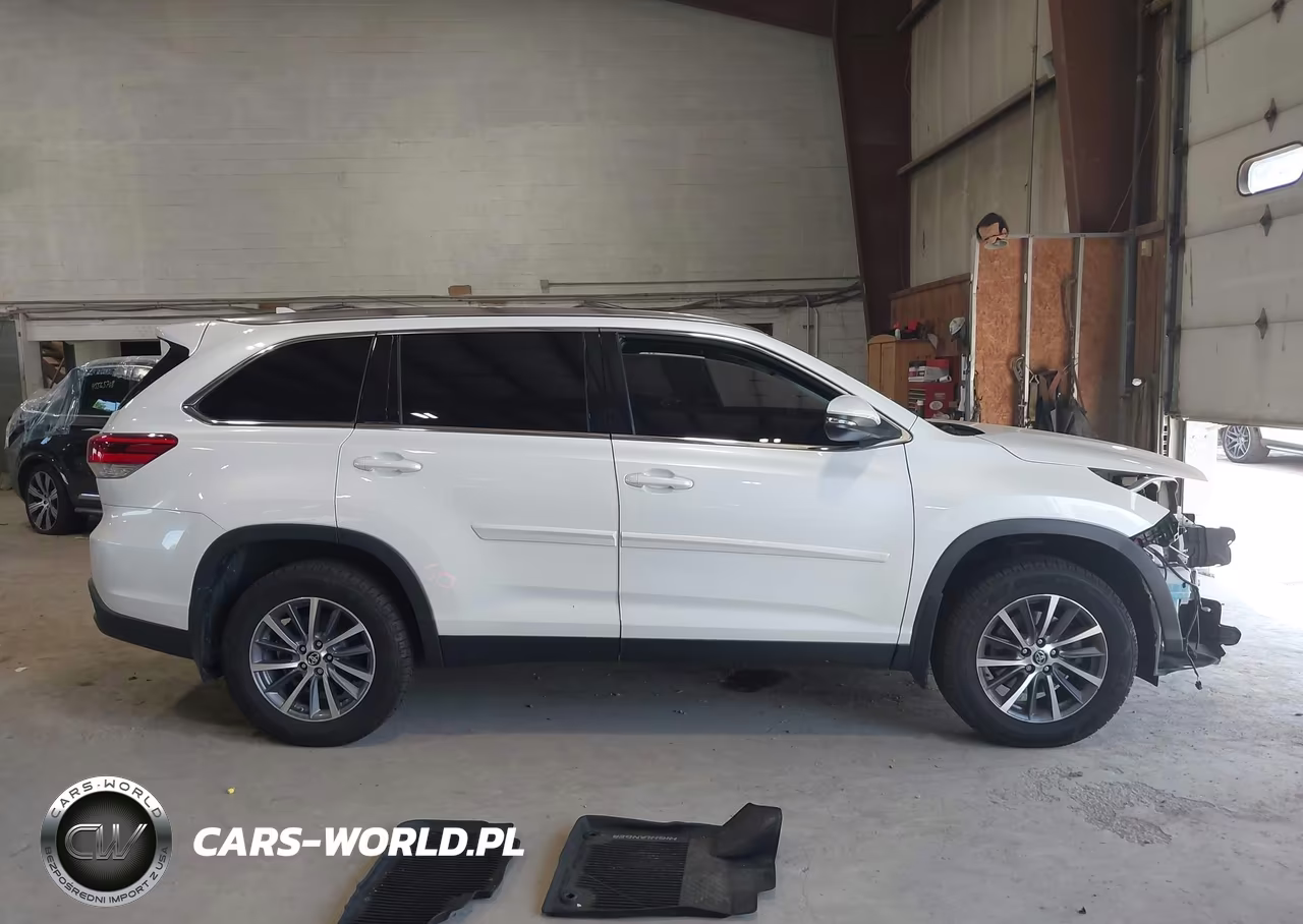 2019 Toyota Highlander Xle VIN:5TDJZRFH1KS937306 - 14