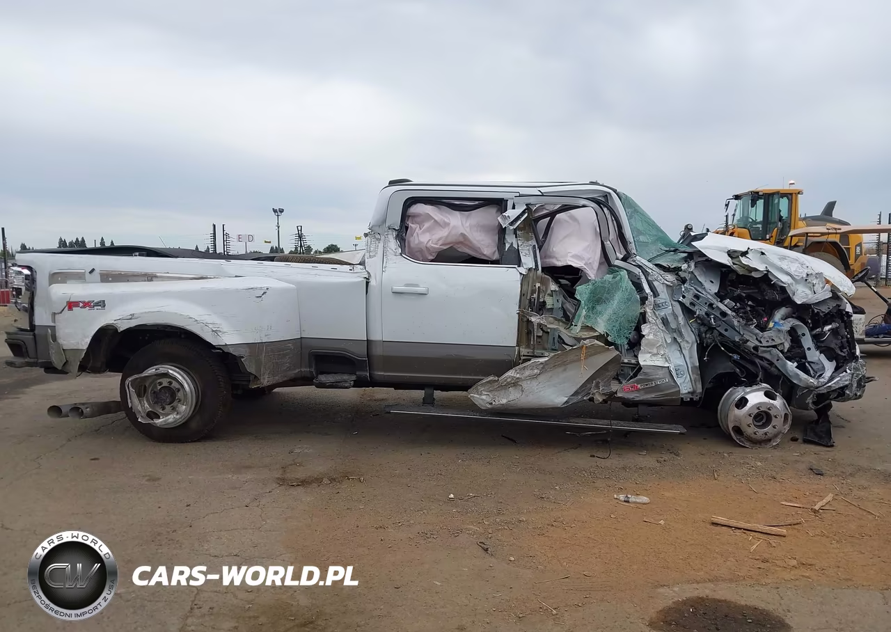 2026 Ford F-350 King Ranch VIN:1FT8W3DM3TEE37983 - 14