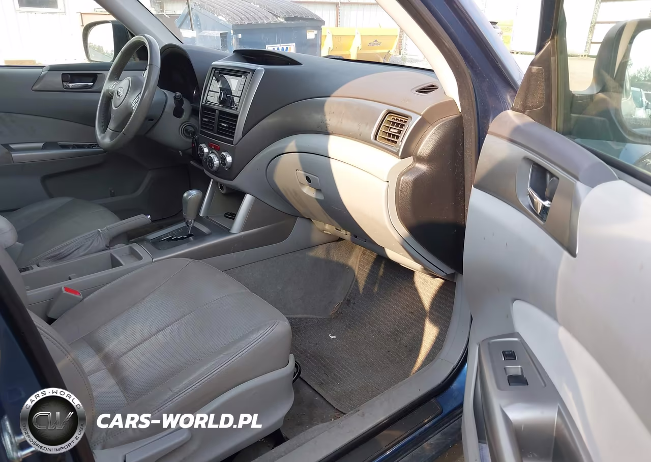 2010 Subaru Forester 2.5X Limited VIN:JF2SH6DC1AH740895 - 5